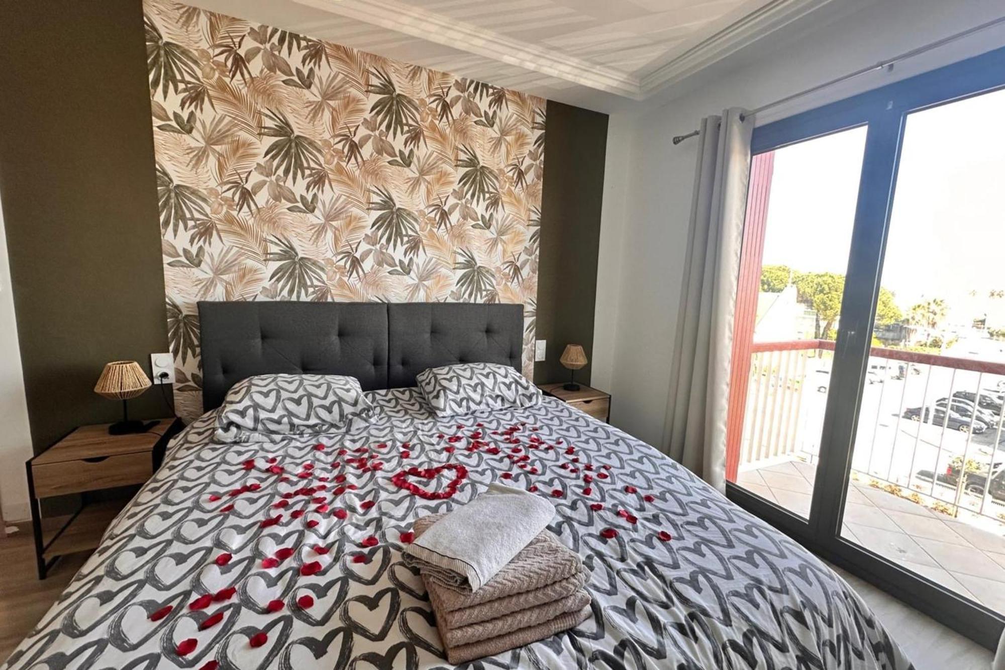 Le Mistral Appartement Standing Avec Vue Mer Exceptionnelle En 1Ere Ligne Le Grau-du-Roi Kültér fotó